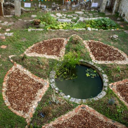La Belle Etoile Panzió Saintes Kültér fotó