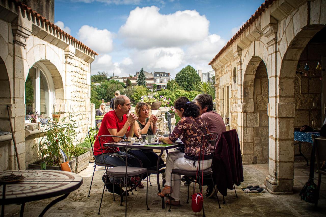 La Belle Etoile Panzió Saintes Kültér fotó